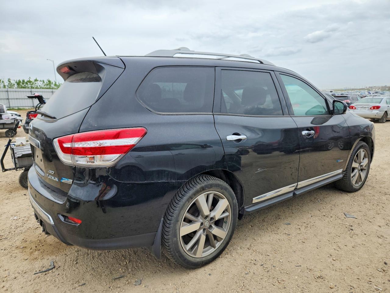 2014 NISSAN PATHFINDER
