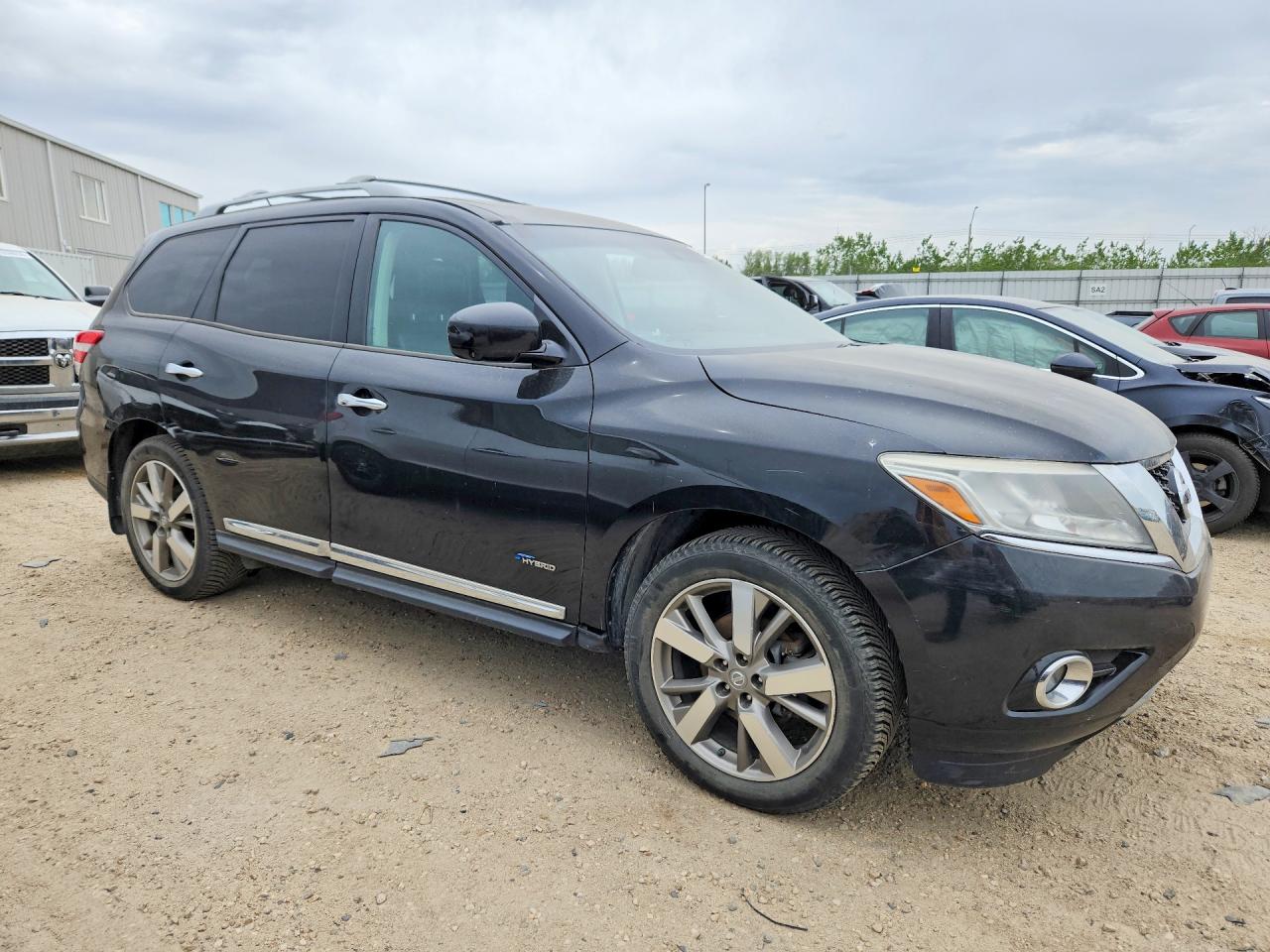 2014 NISSAN PATHFINDER