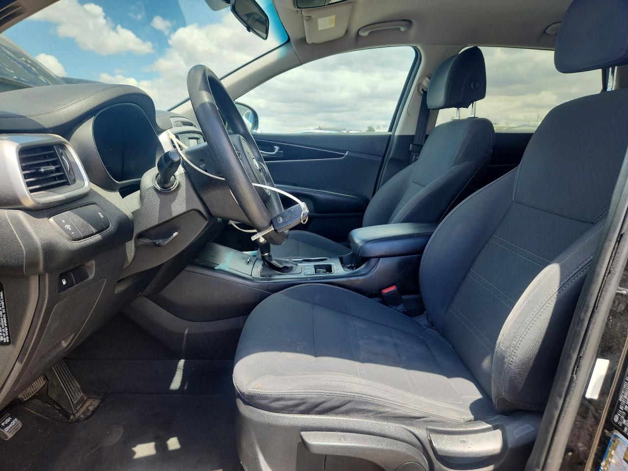 2017 KIA SORENTO
