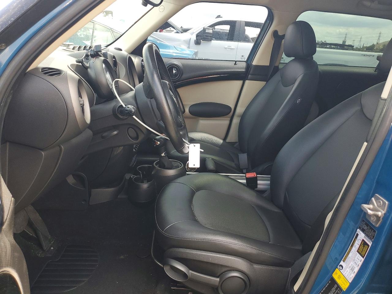 2012 MINI COOPER