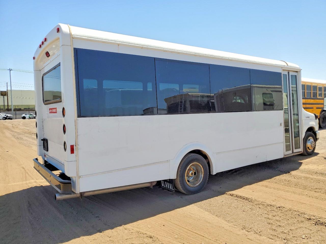 2009 FORD ECONOLINE