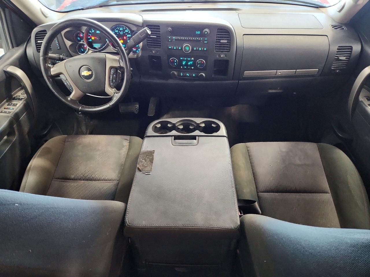 2011 CHEVROLET SILVERADO