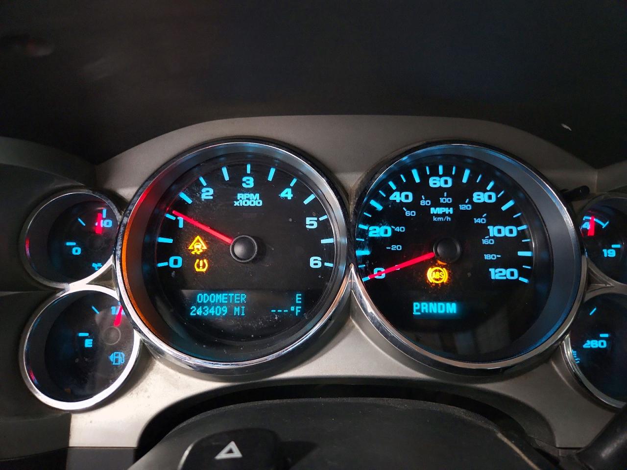 2011 CHEVROLET SILVERADO