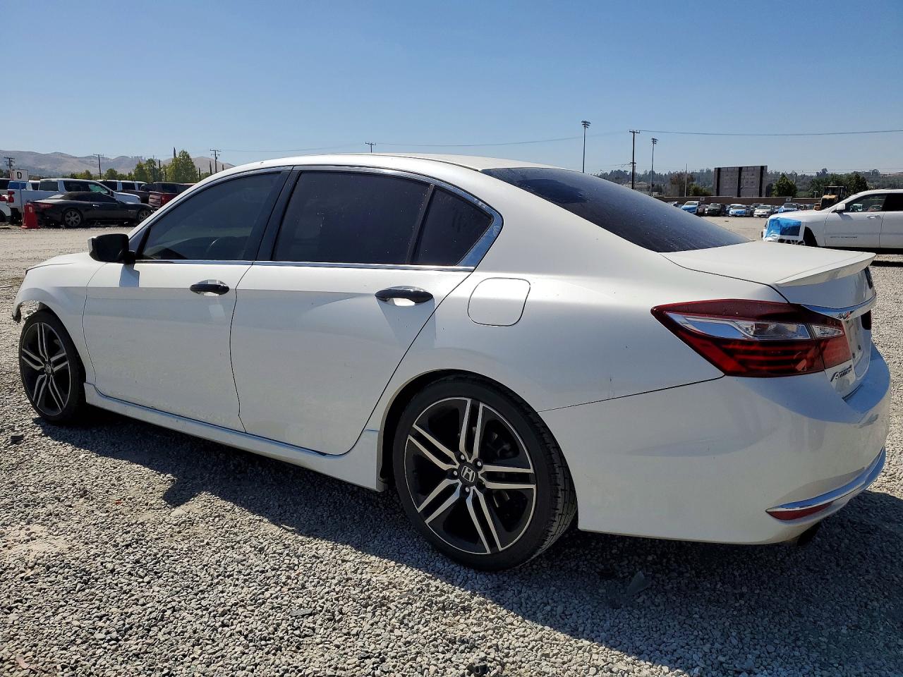 2017 HONDA ACCORD