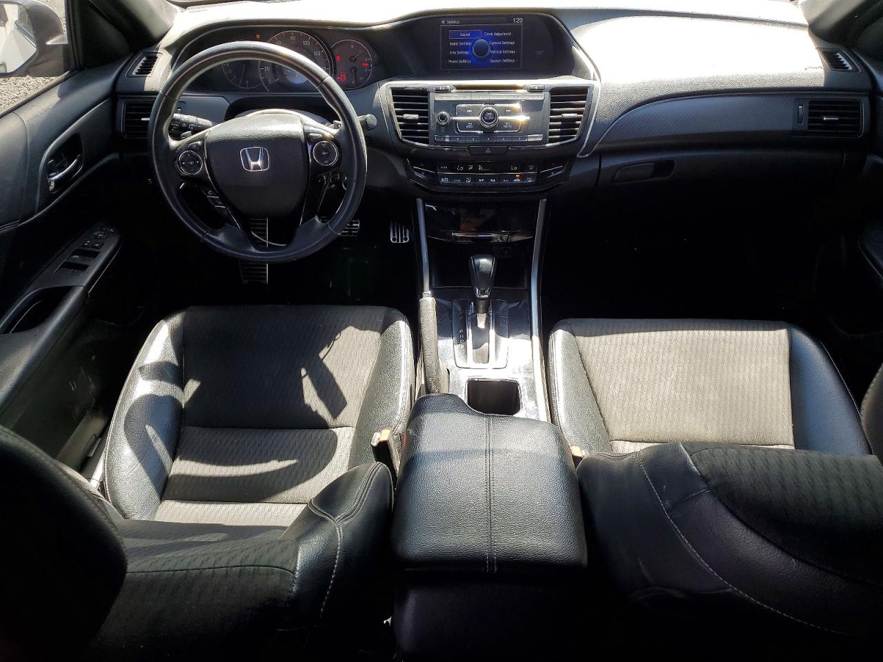 2017 HONDA ACCORD