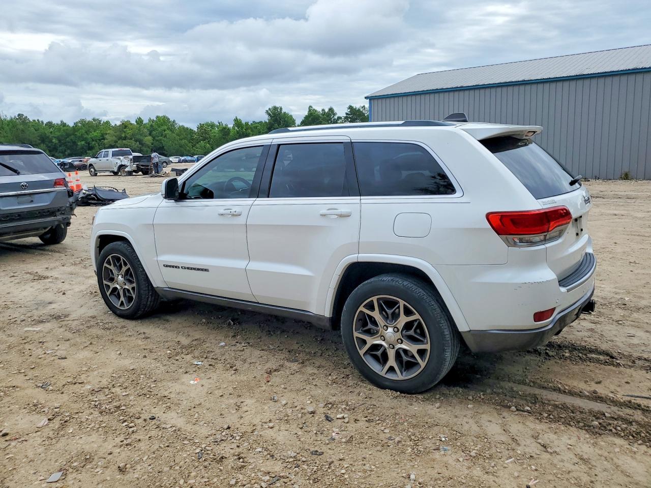 2018 JEEP CHEROKEE