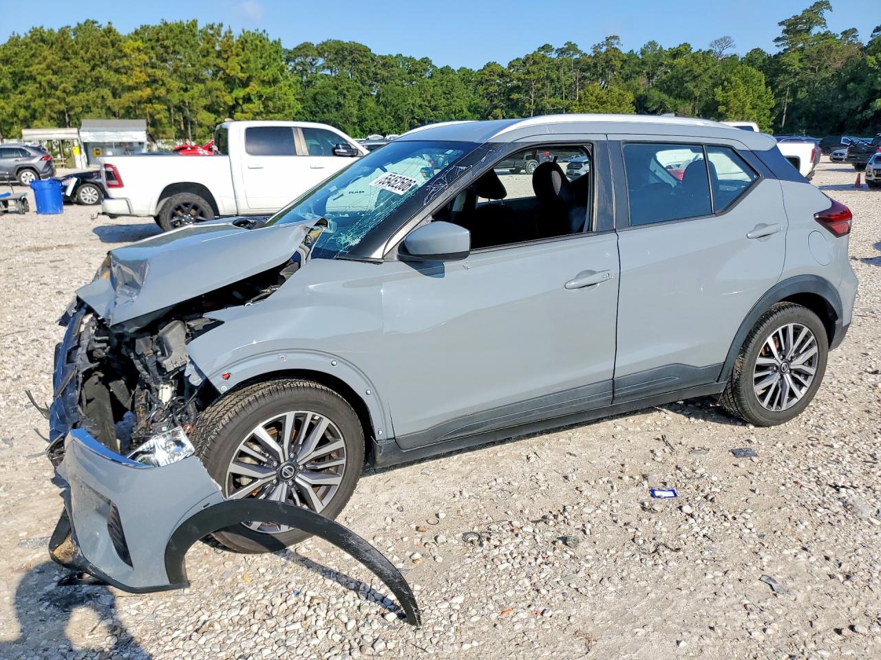 2021 NISSAN KICKS