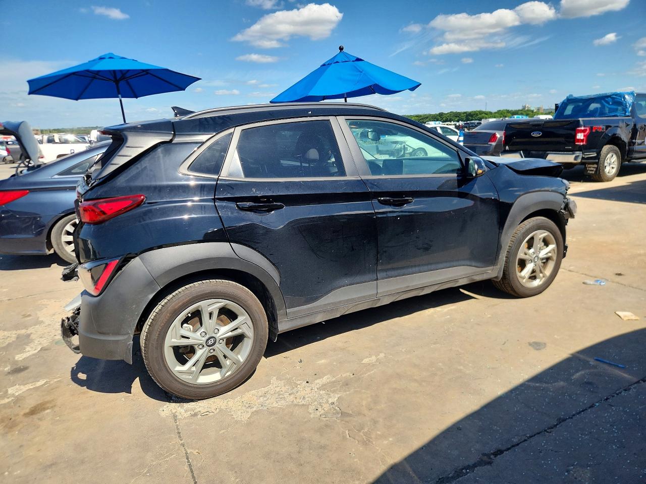 2023 HYUNDAI KONA