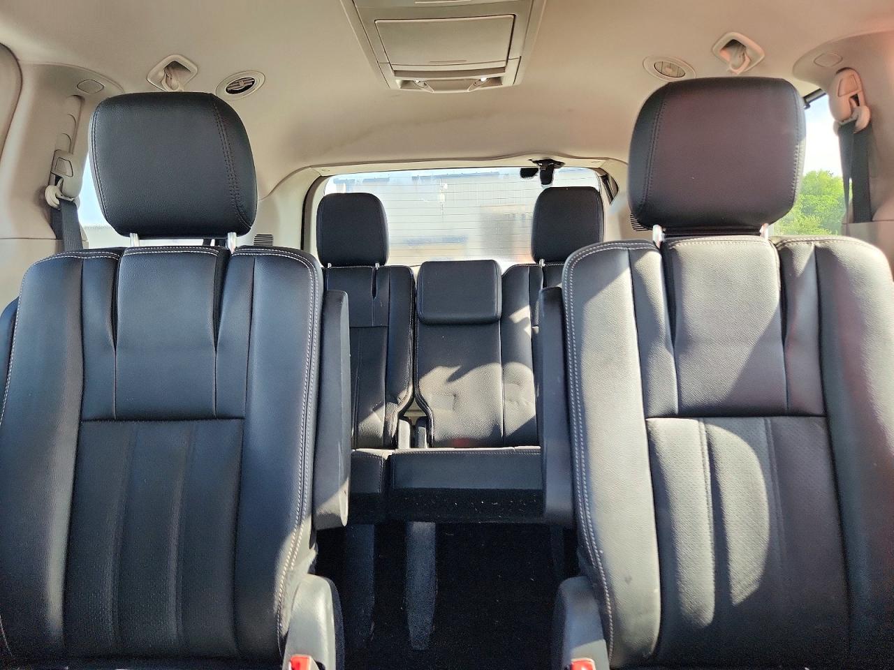 2014 CHRYSLER MINIVAN