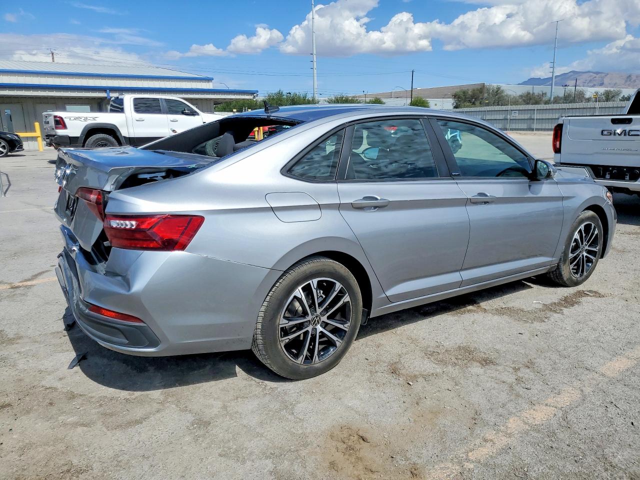 2024 VOLKSWAGEN JETTA