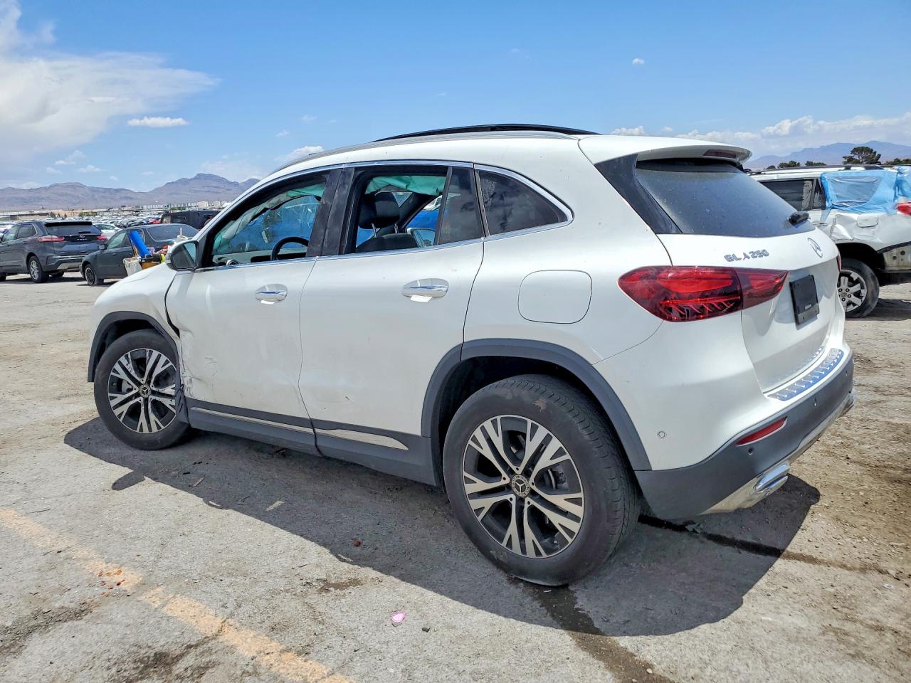 2024 MERCEDES-BENZ GLA-CLASS