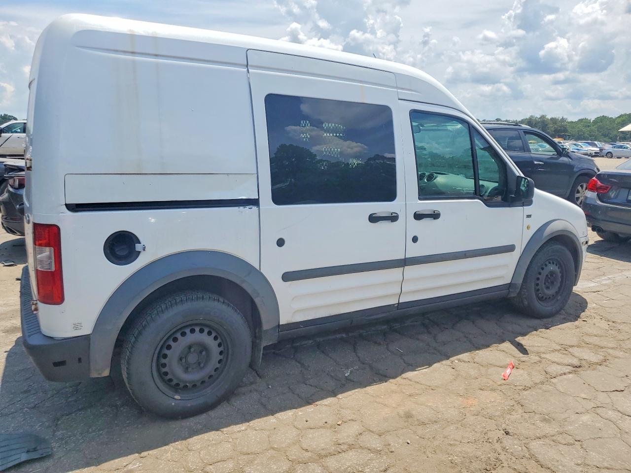 2011 FORD TRANSIT