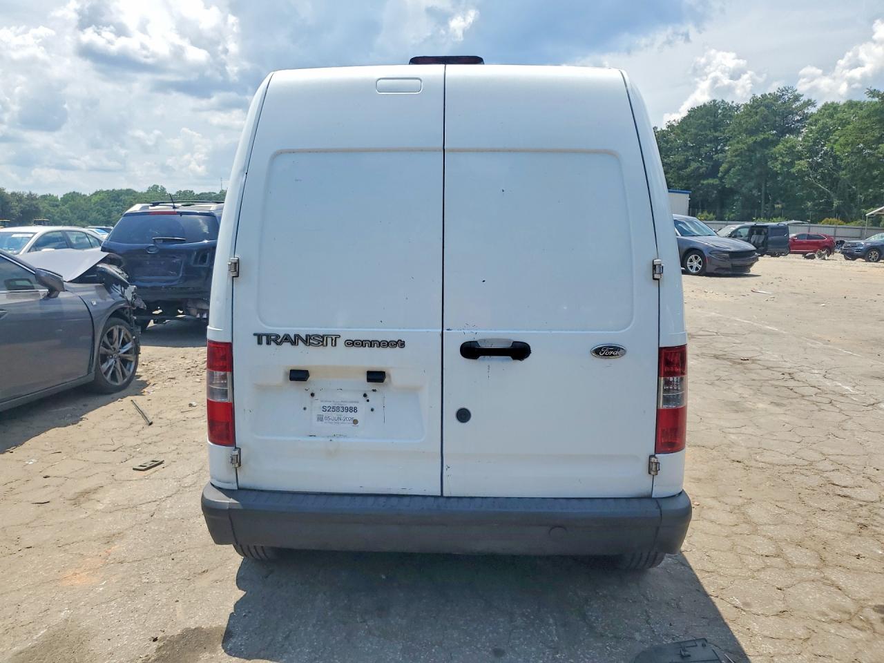 2011 FORD TRANSIT