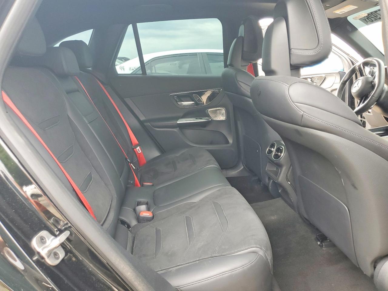 2025 MERCEDES-BENZ GLC-CLASS