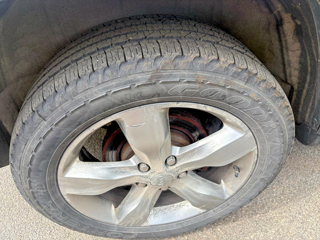 2011 JEEP CHEROKEE