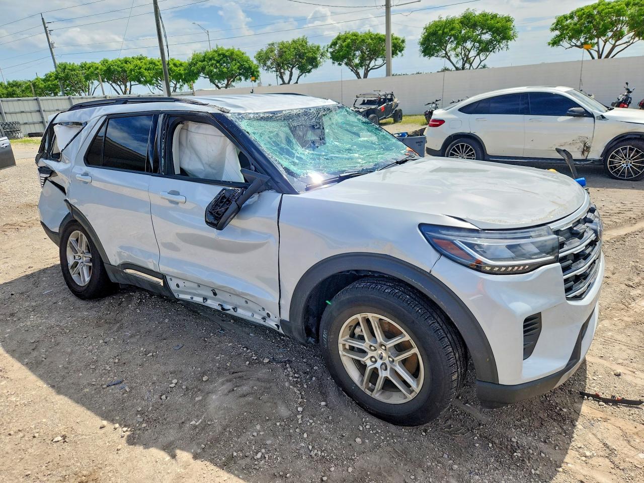 2025 FORD EXPLORER A