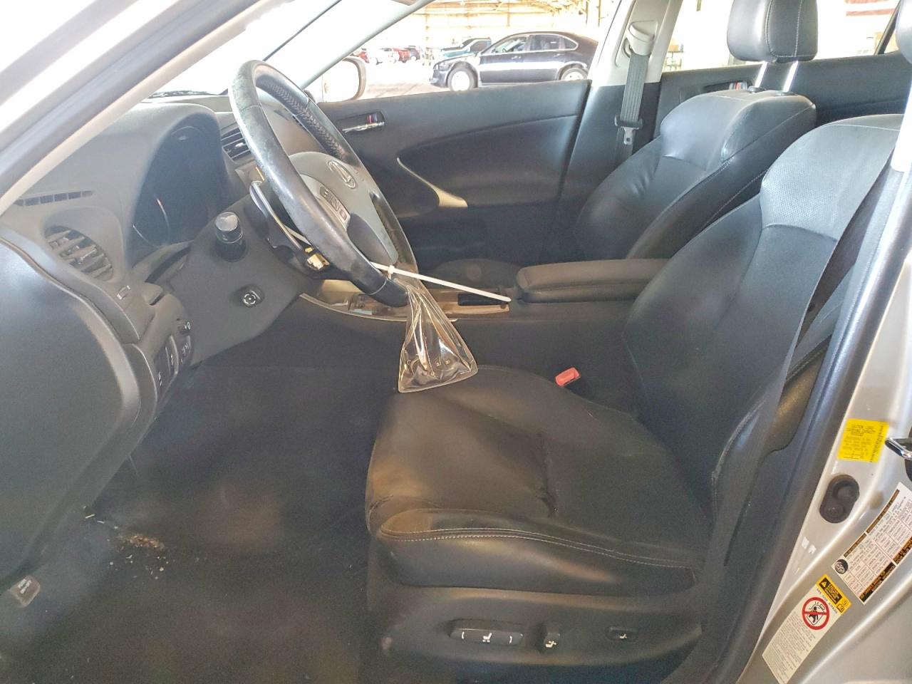 2013 LEXUS IS