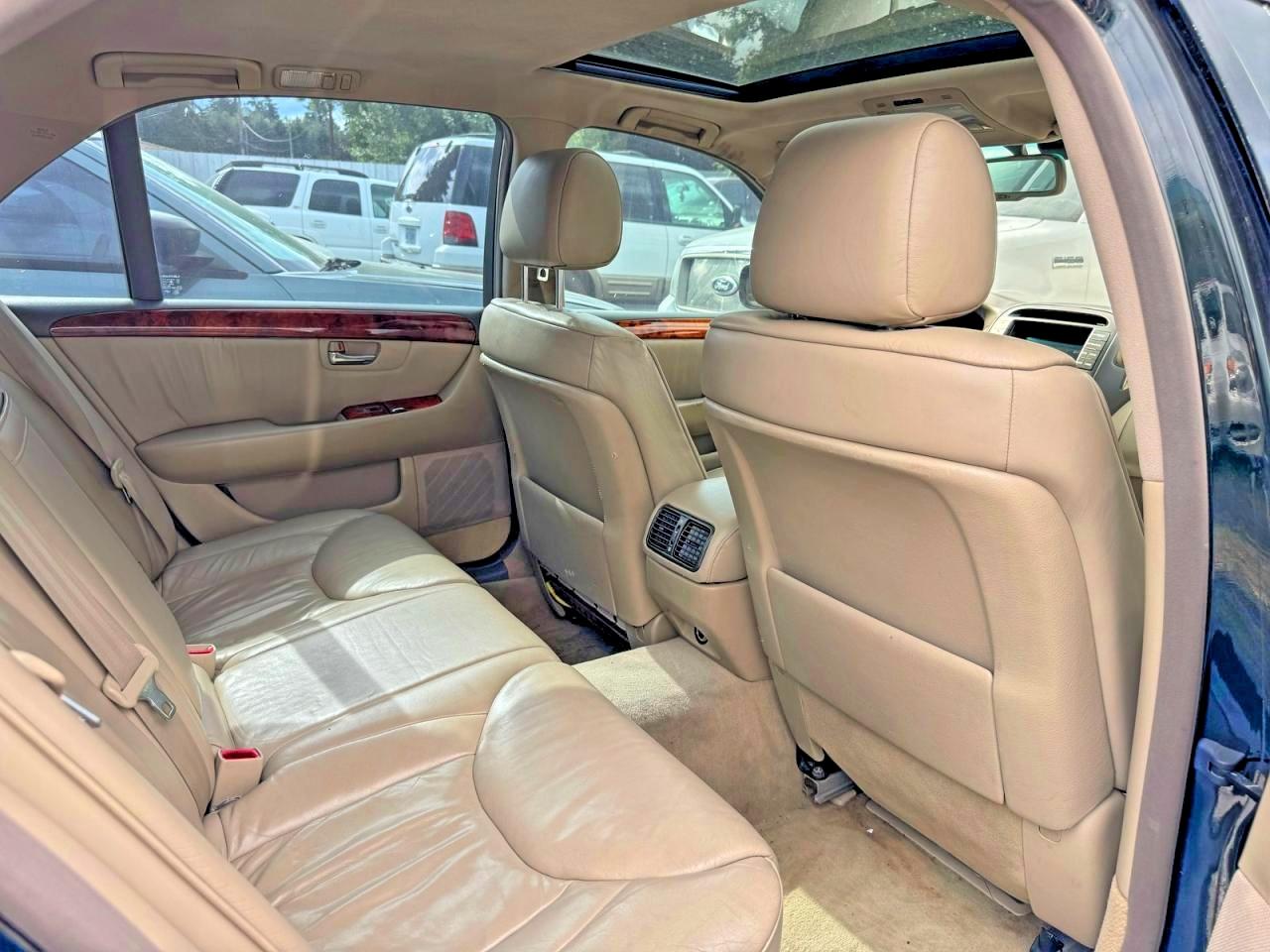 2001 LEXUS LS500