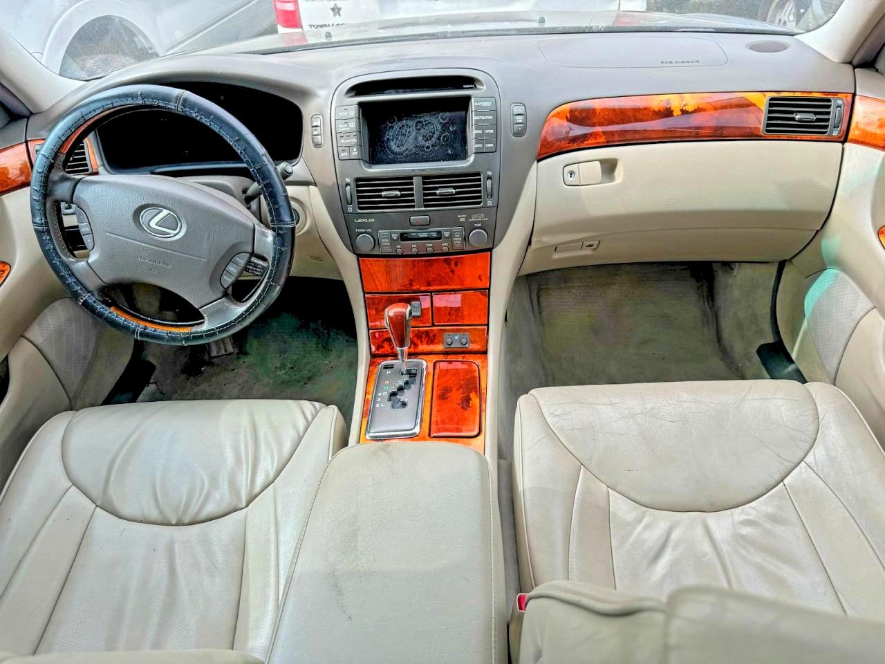 2001 LEXUS LS500
