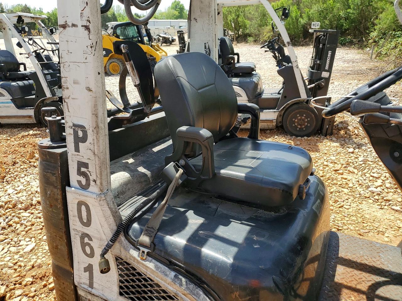 2017 UNICARIERS FORKLIFT