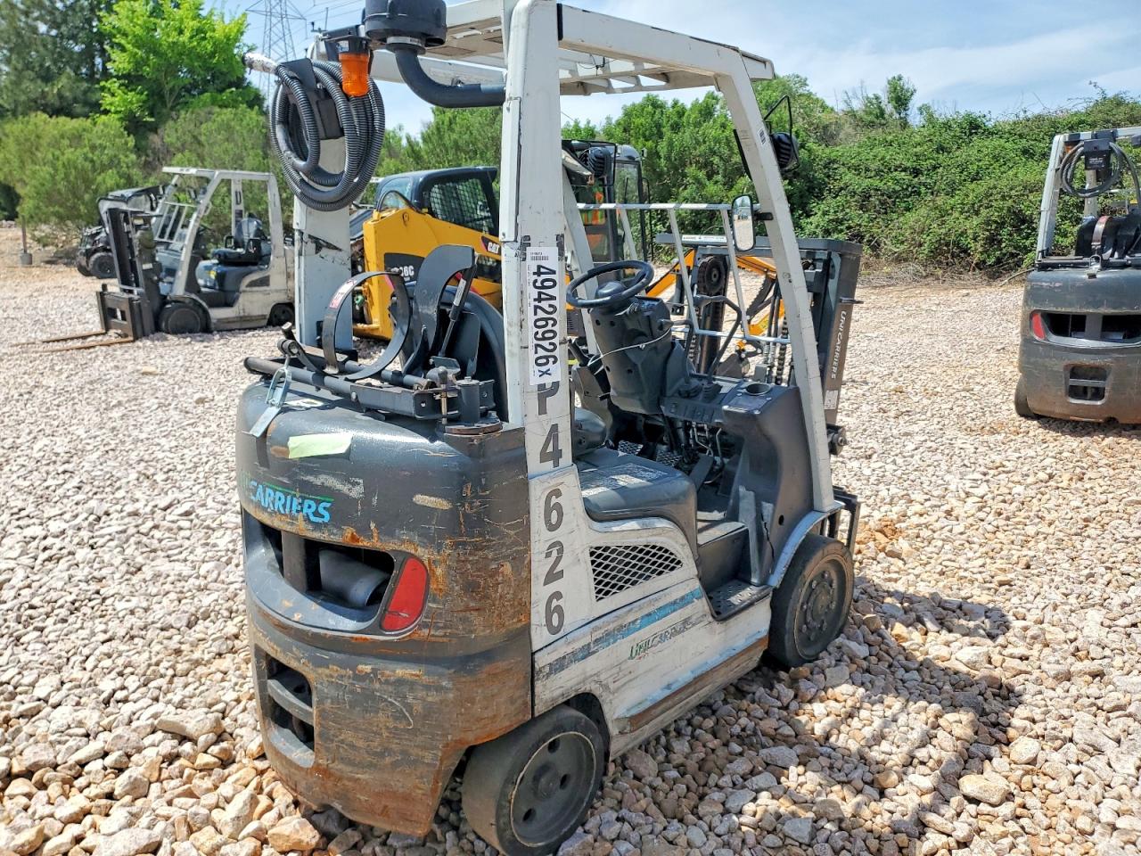 2016 UNICARIERS FORKLIFT
