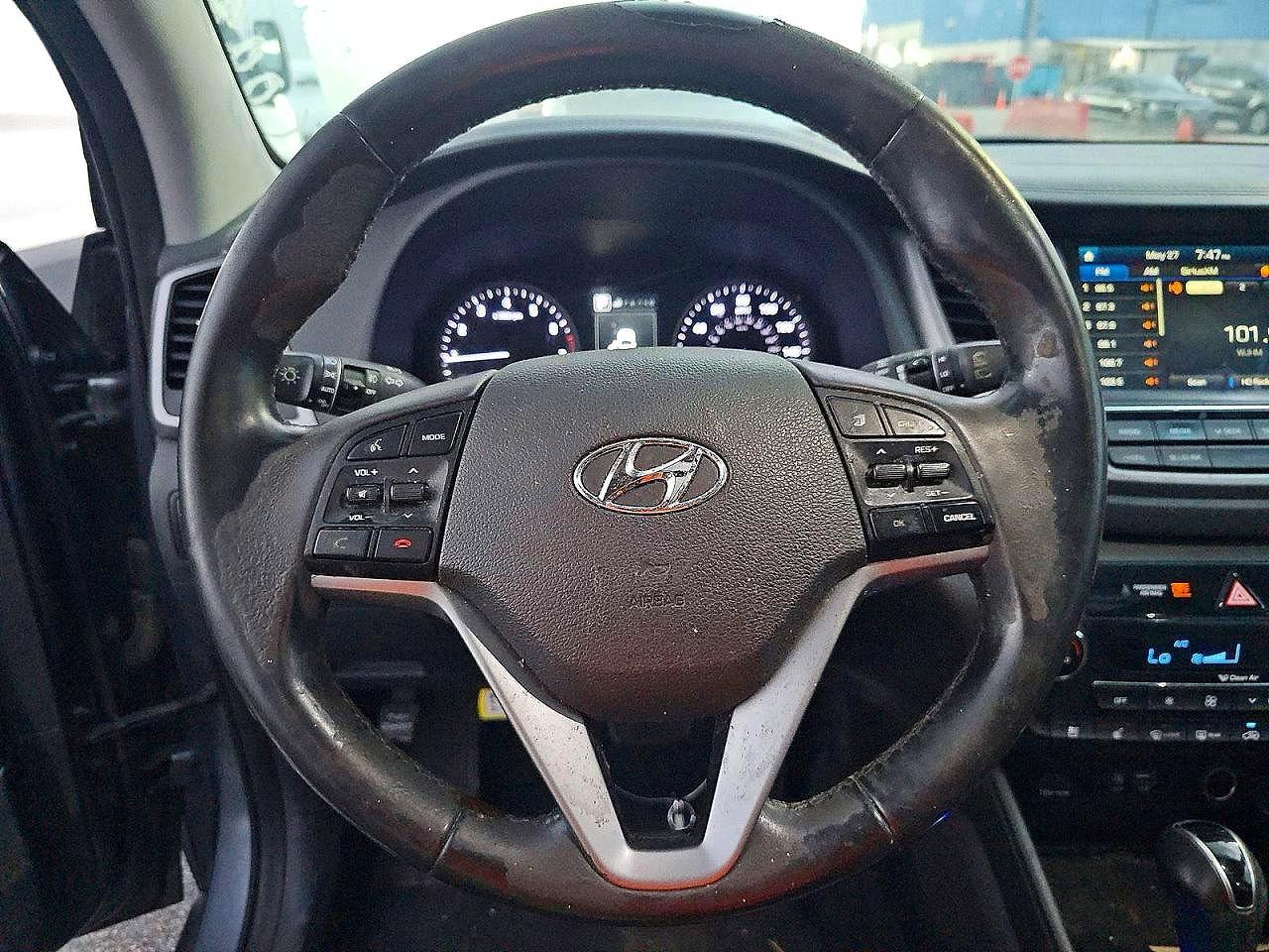 2016 HYUNDAI TUCSON