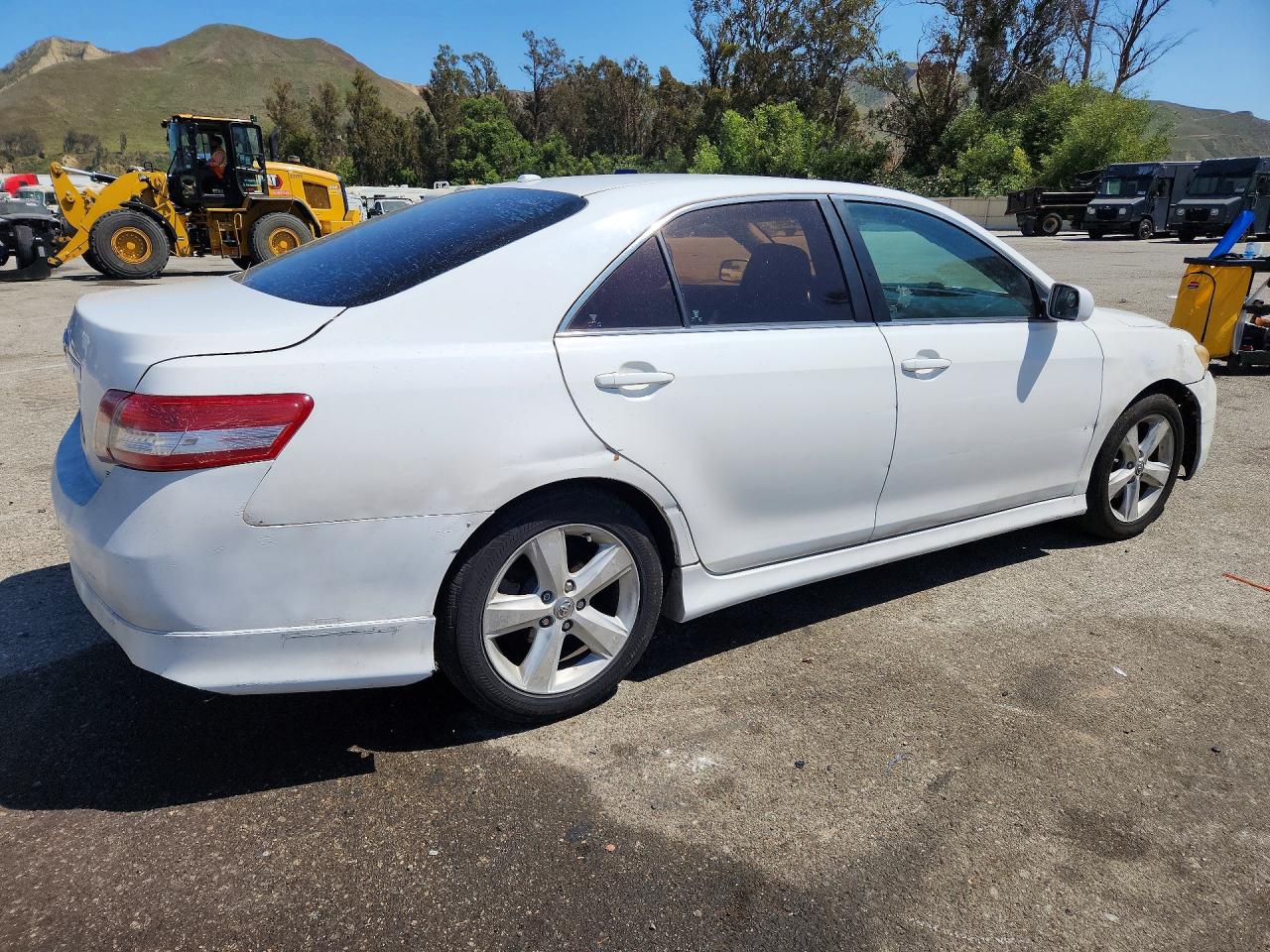 2010 TOYOTA CAMRY