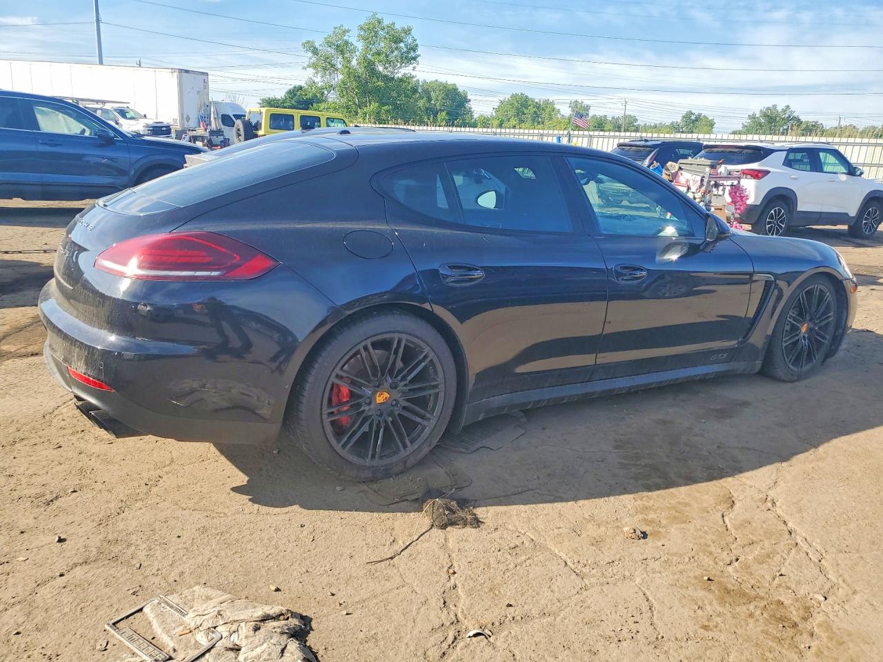 2016 PORSCHE PANAMERA