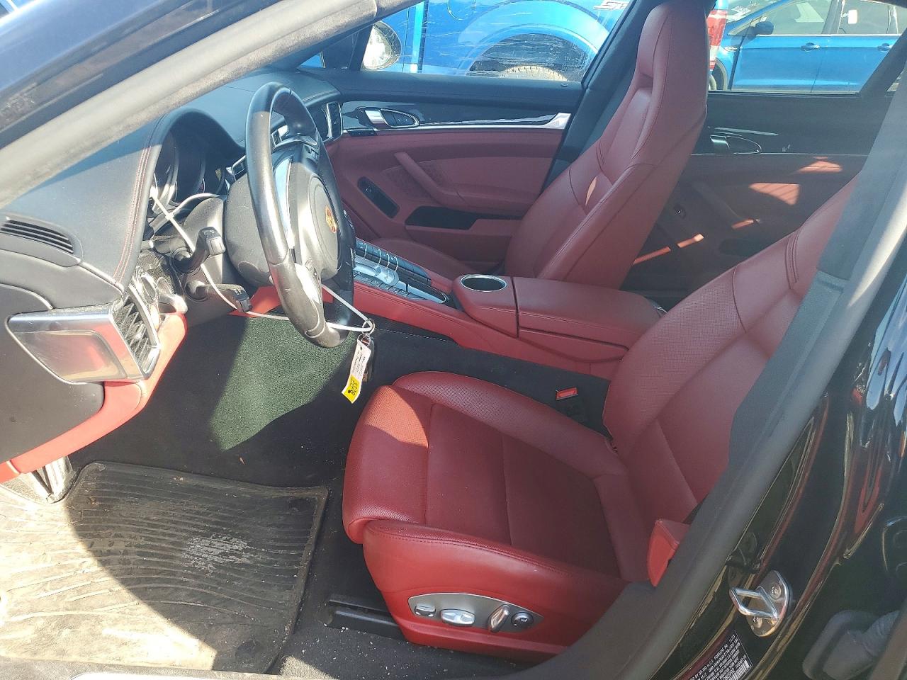 2016 PORSCHE PANAMERA