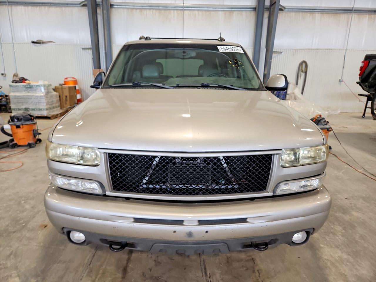 2004 CHEVROLET TAHOE