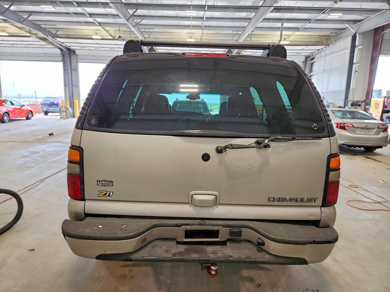 2004 CHEVROLET TAHOE