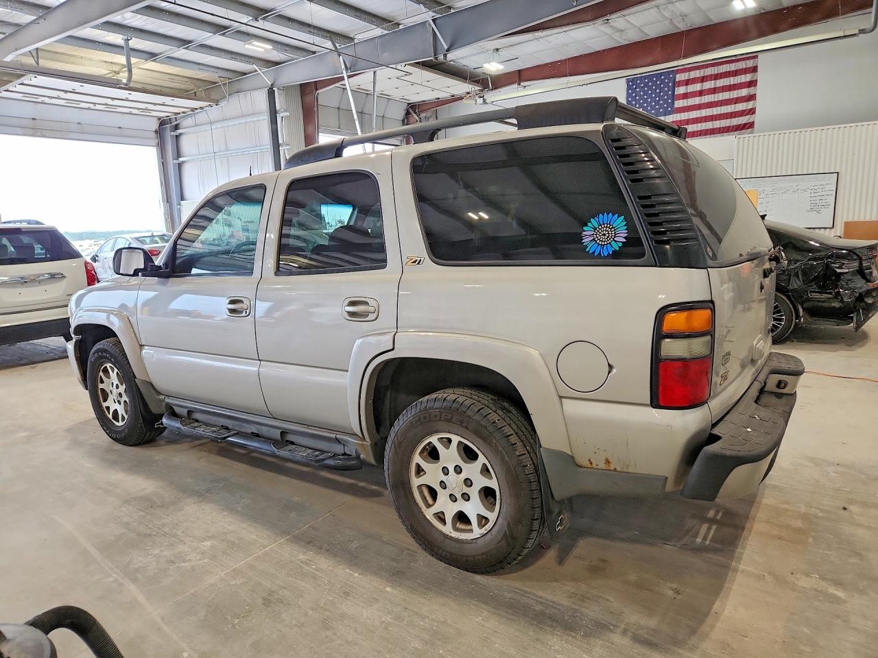 2004 CHEVROLET TAHOE