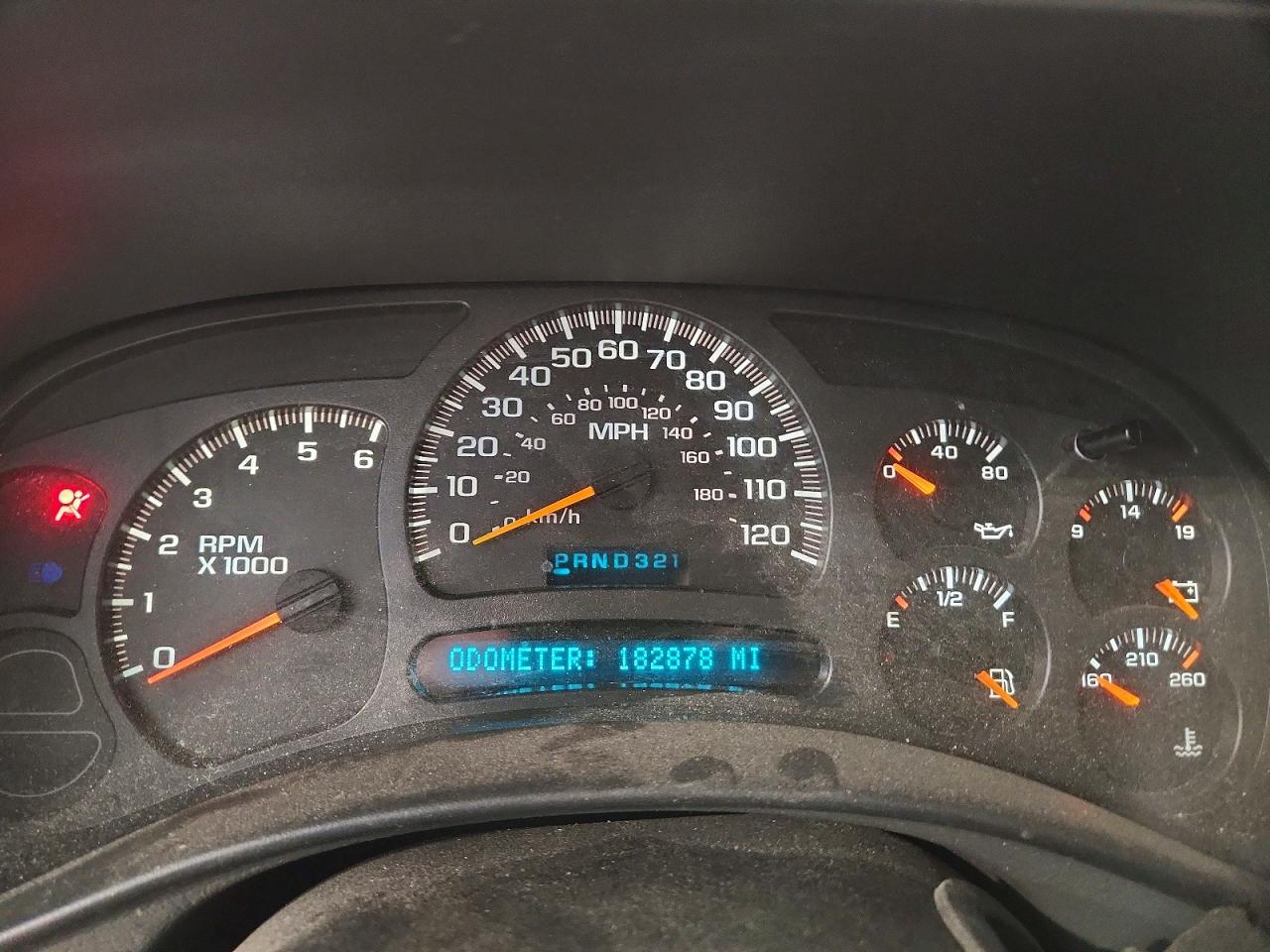 2004 CHEVROLET TAHOE