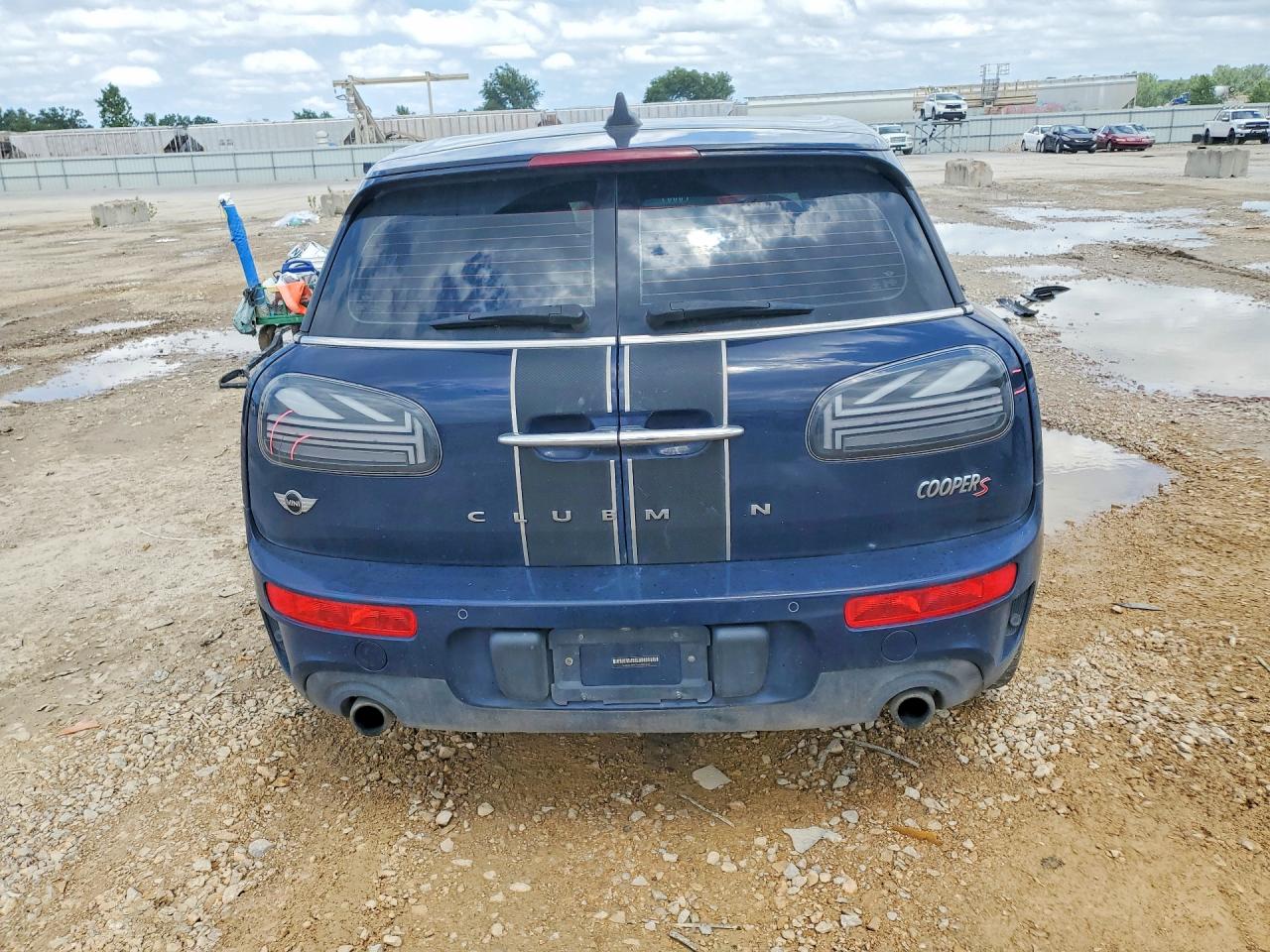 2016 MINI COOPER