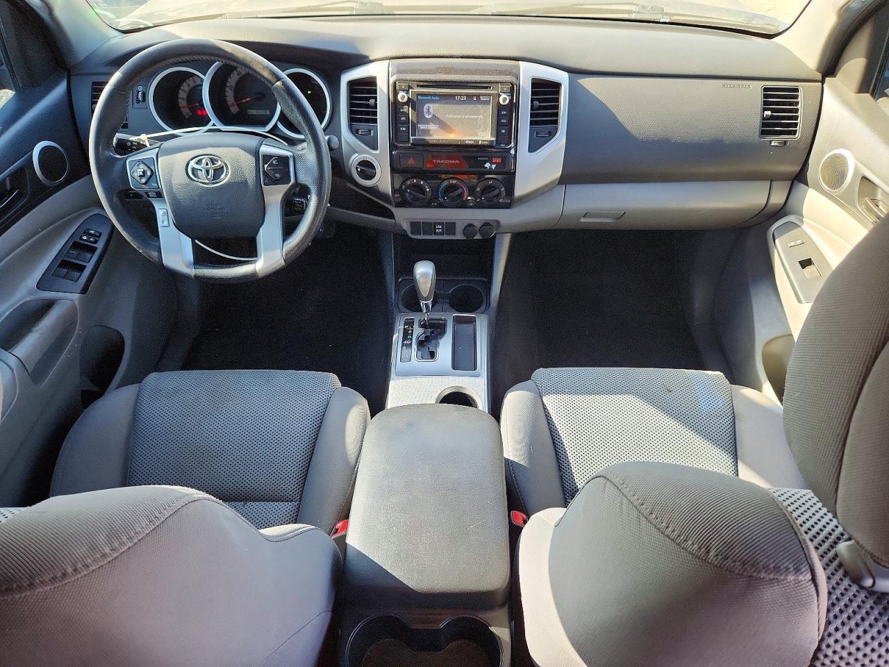 2015 TOYOTA TACOMA