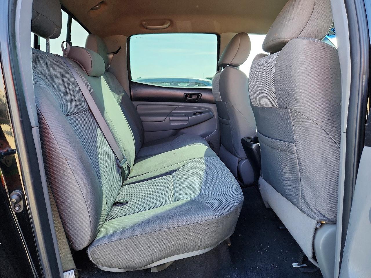 2015 TOYOTA TACOMA