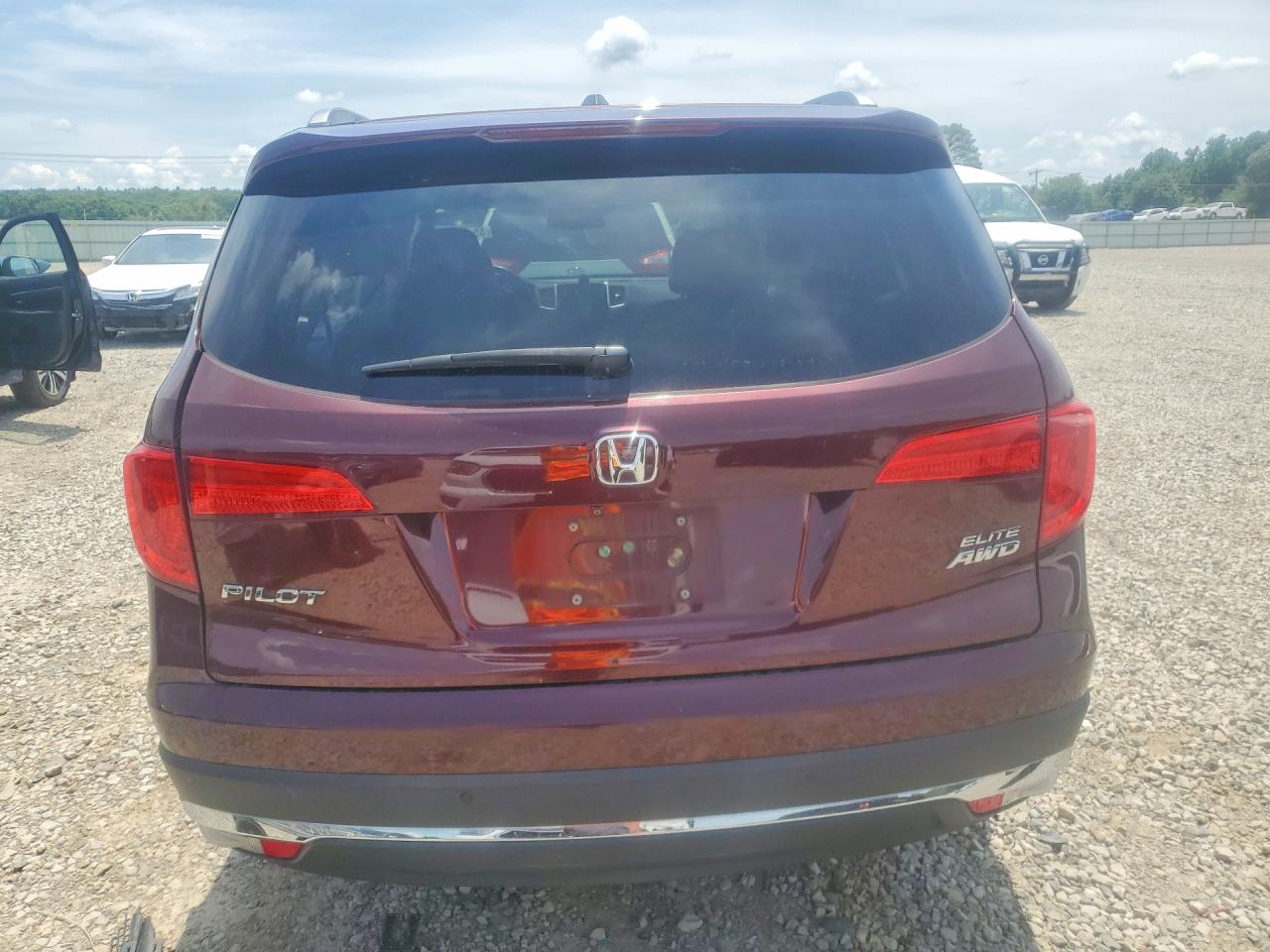 2017 HONDA PILOT