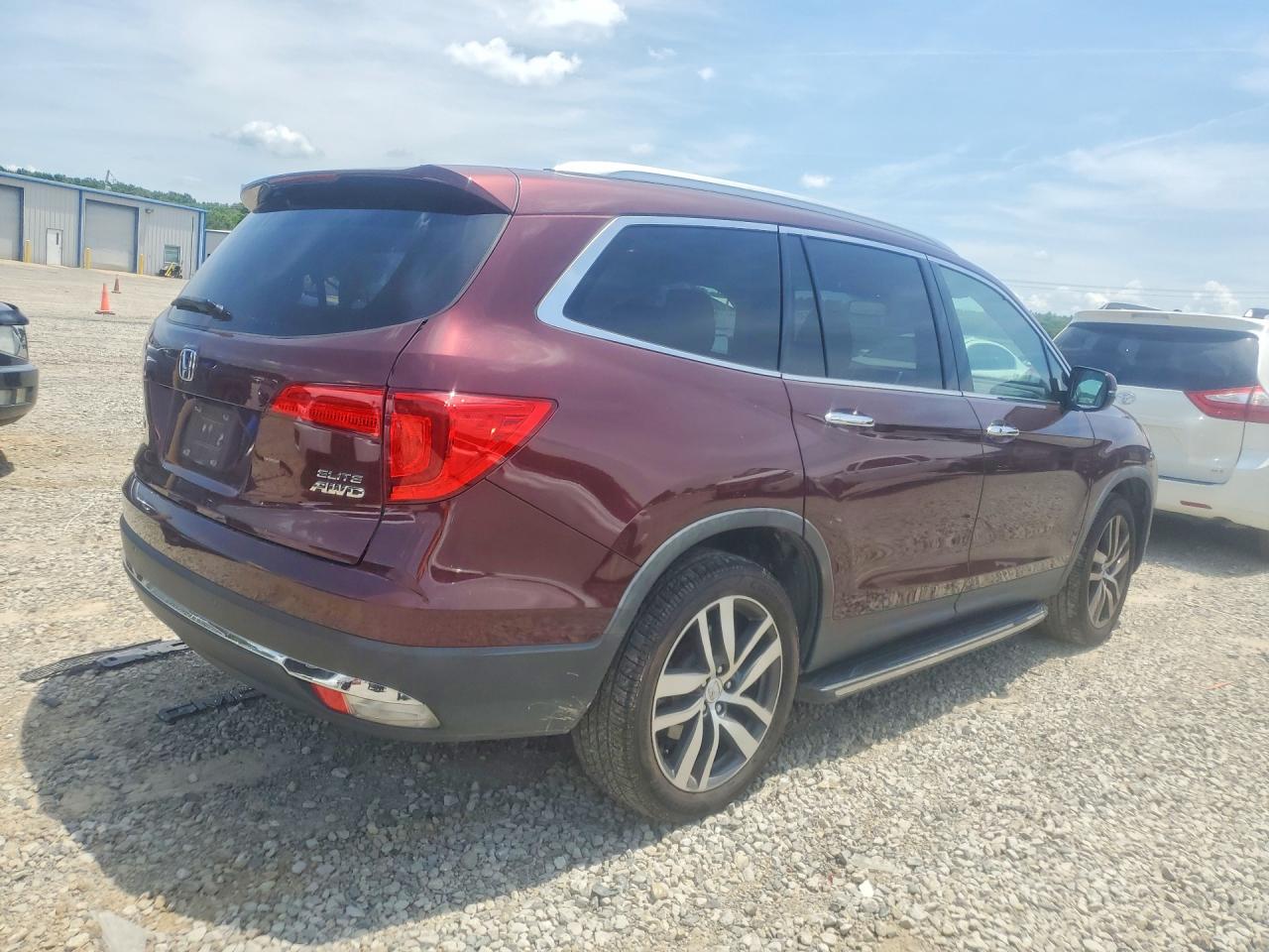 2017 HONDA PILOT