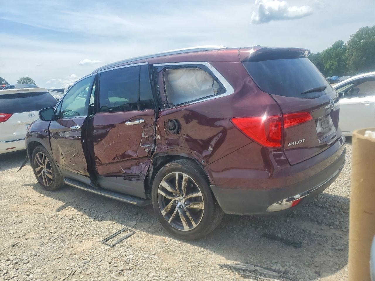 2017 HONDA PILOT