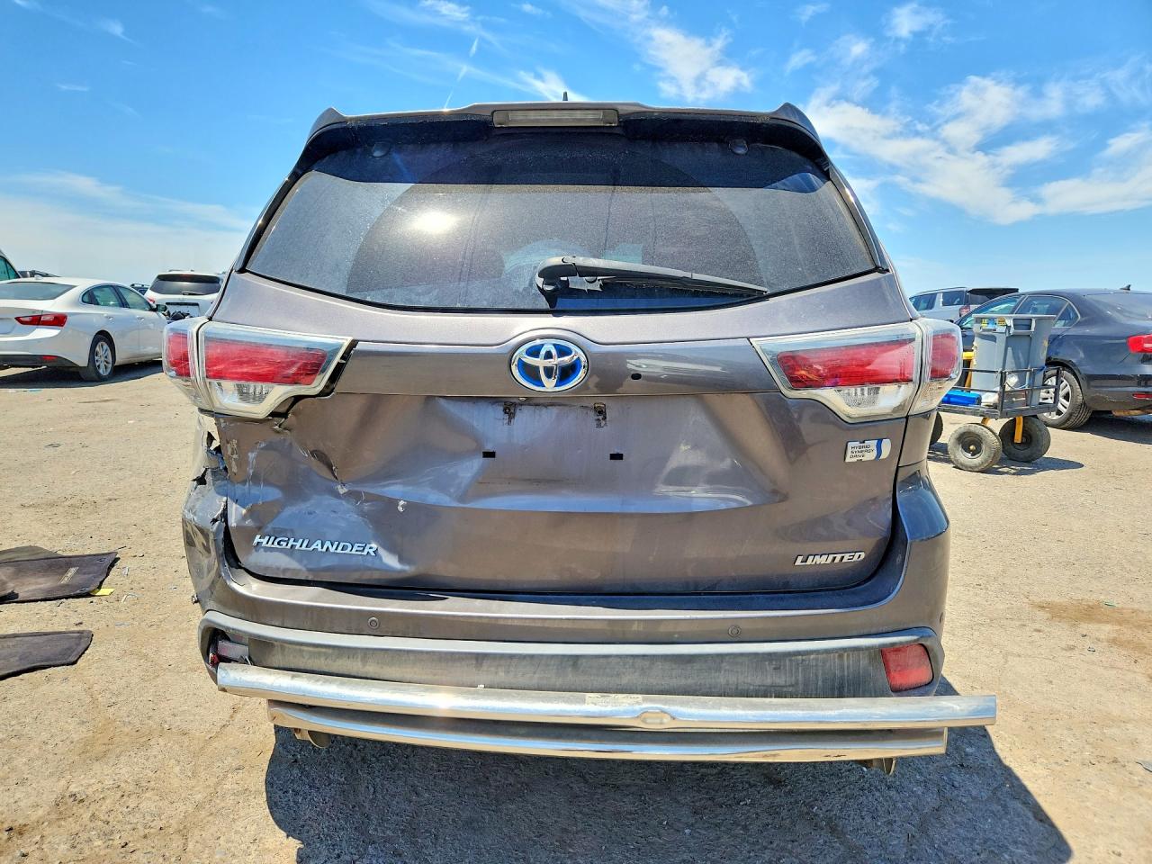 2016 TOYOTA HIGHLANDER
