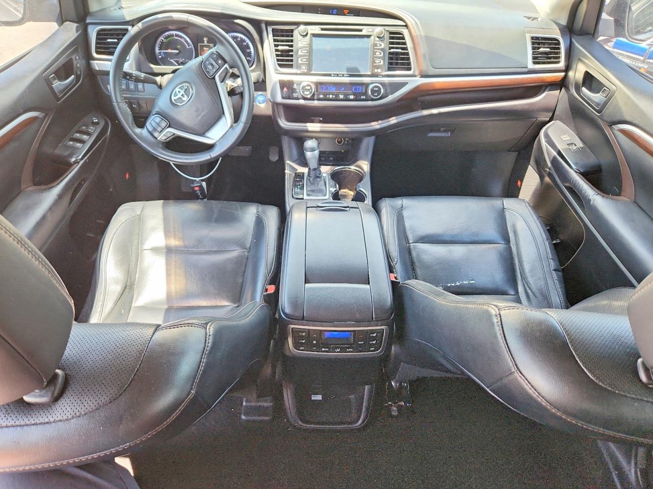 2016 TOYOTA HIGHLANDER