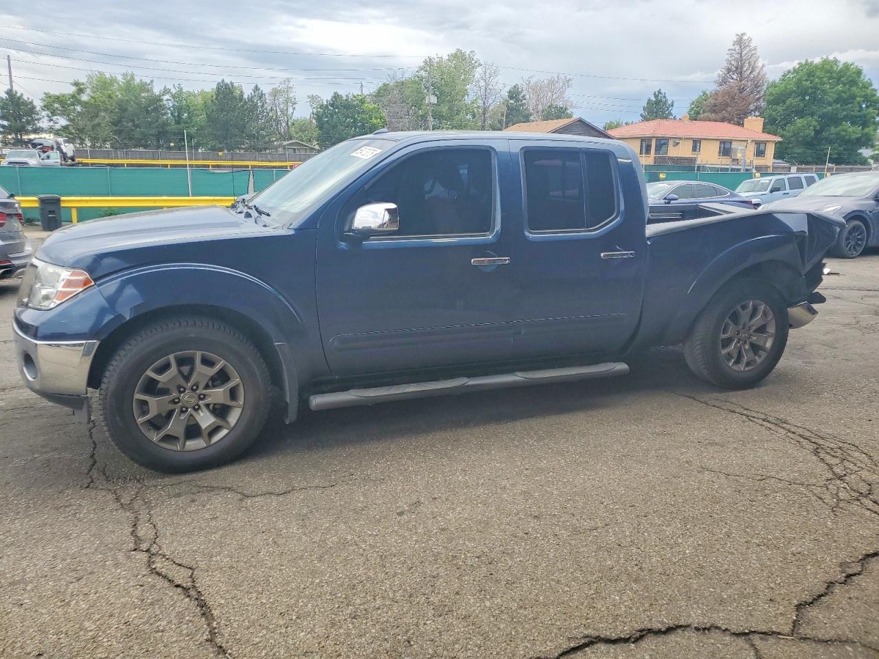 2016 NISSAN FRONTIER