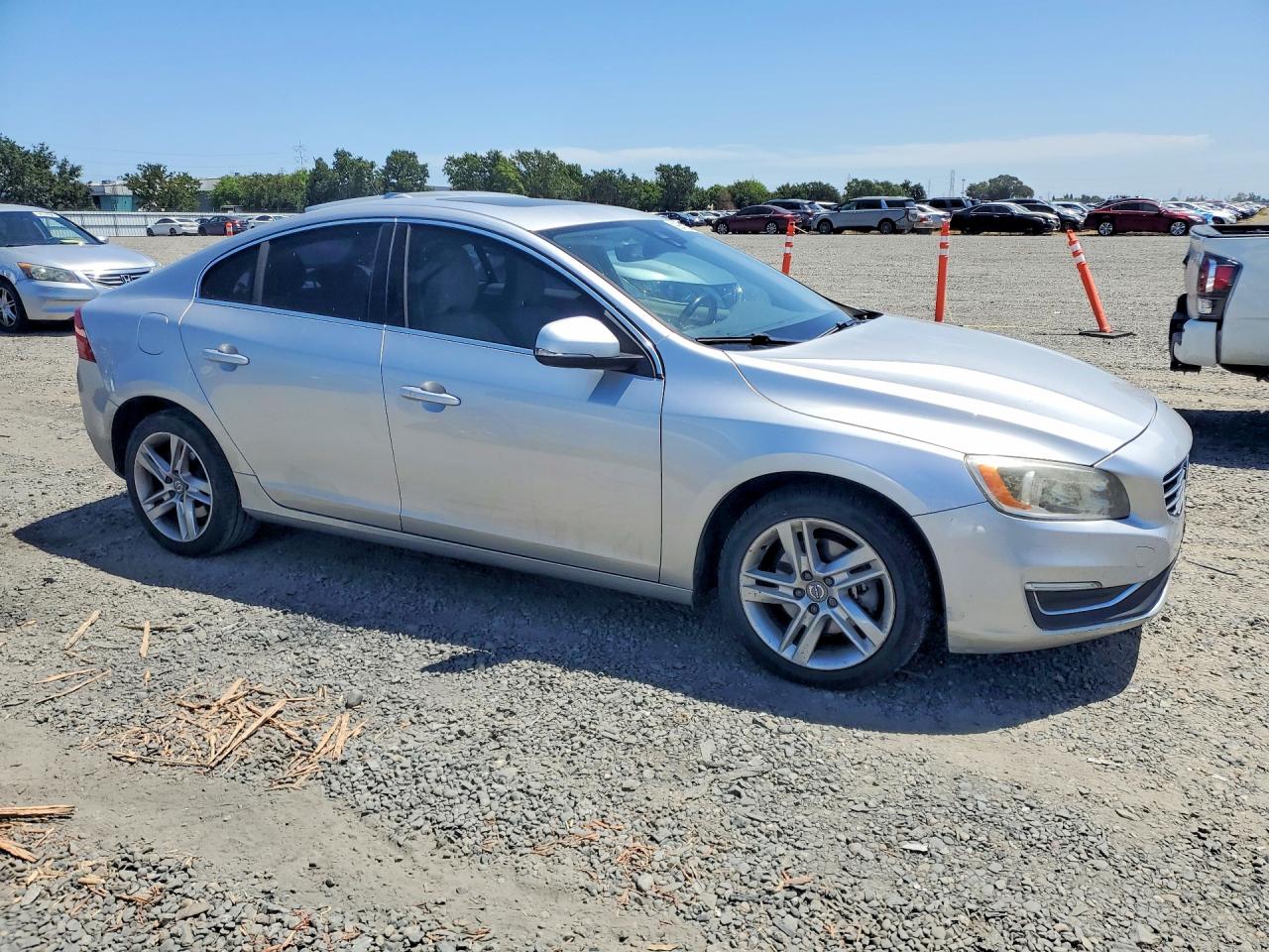 2015 VOLV S60