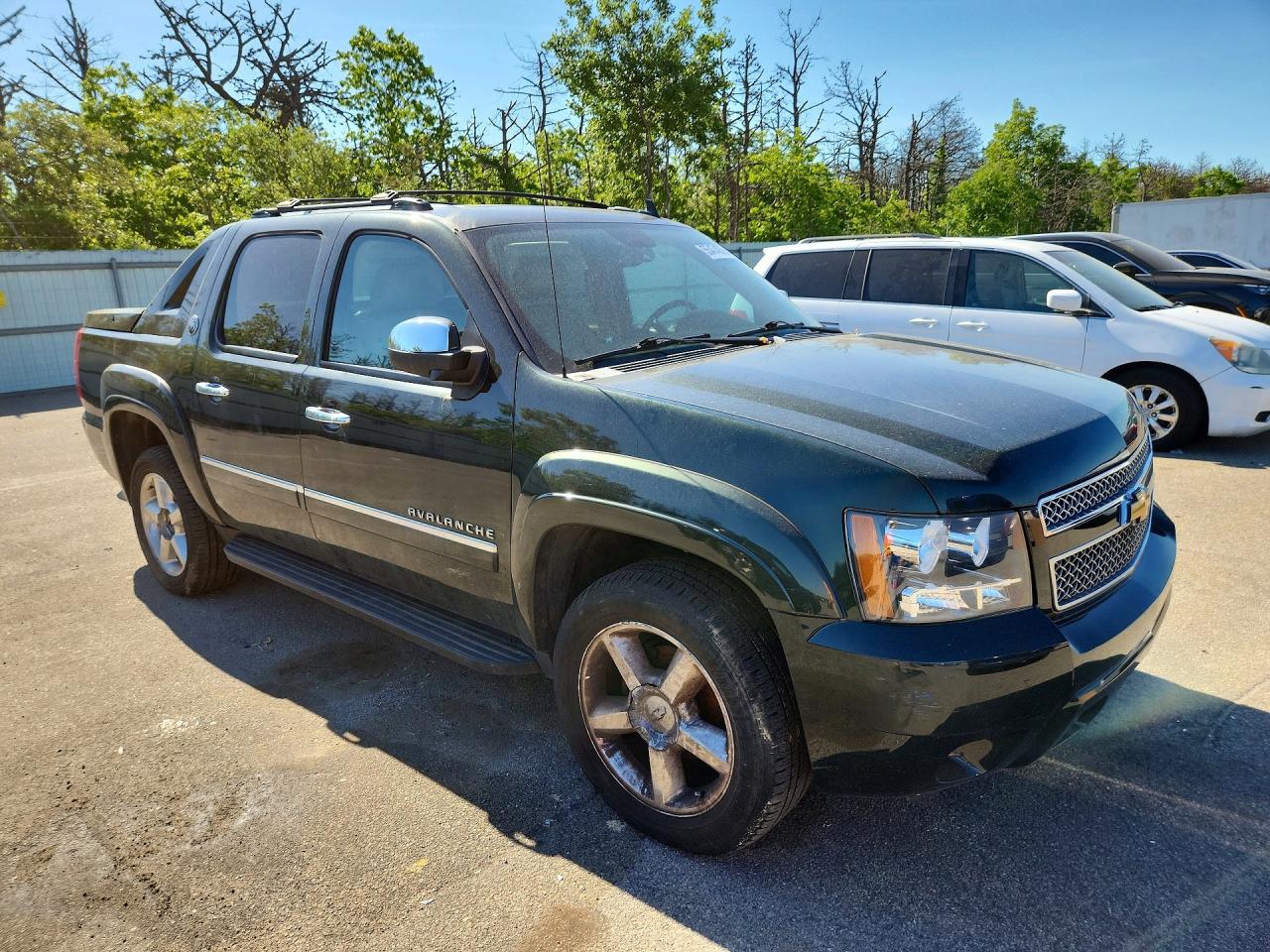2013 CHEVROLET AVALANCHE