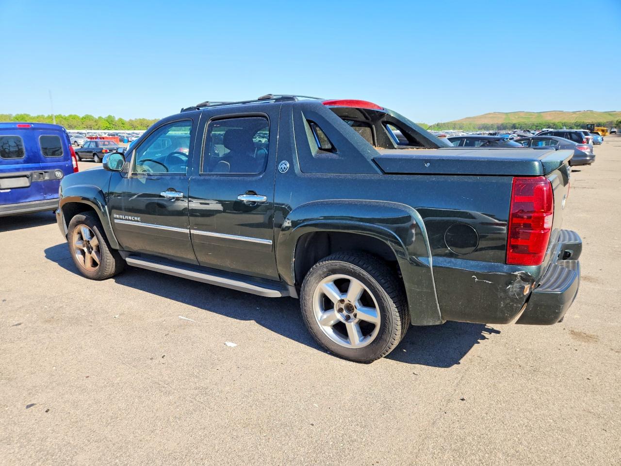 2013 CHEVROLET AVALANCHE