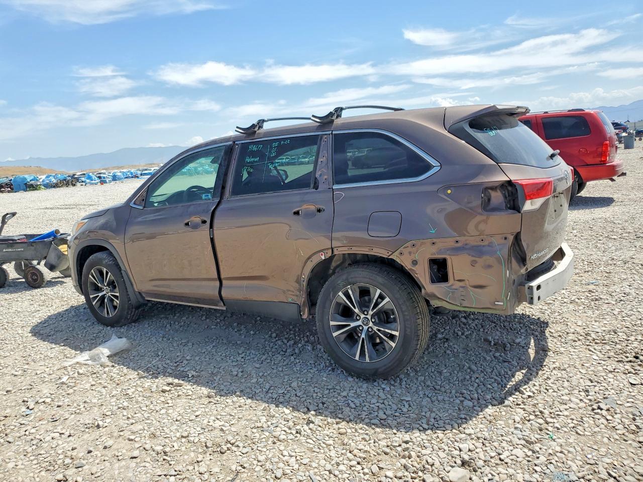 2019 TOYOTA HIGHLANDER