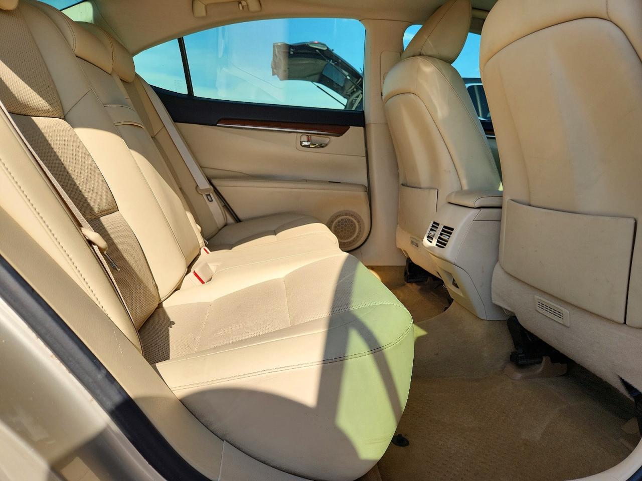 2014 LEXUS ES300