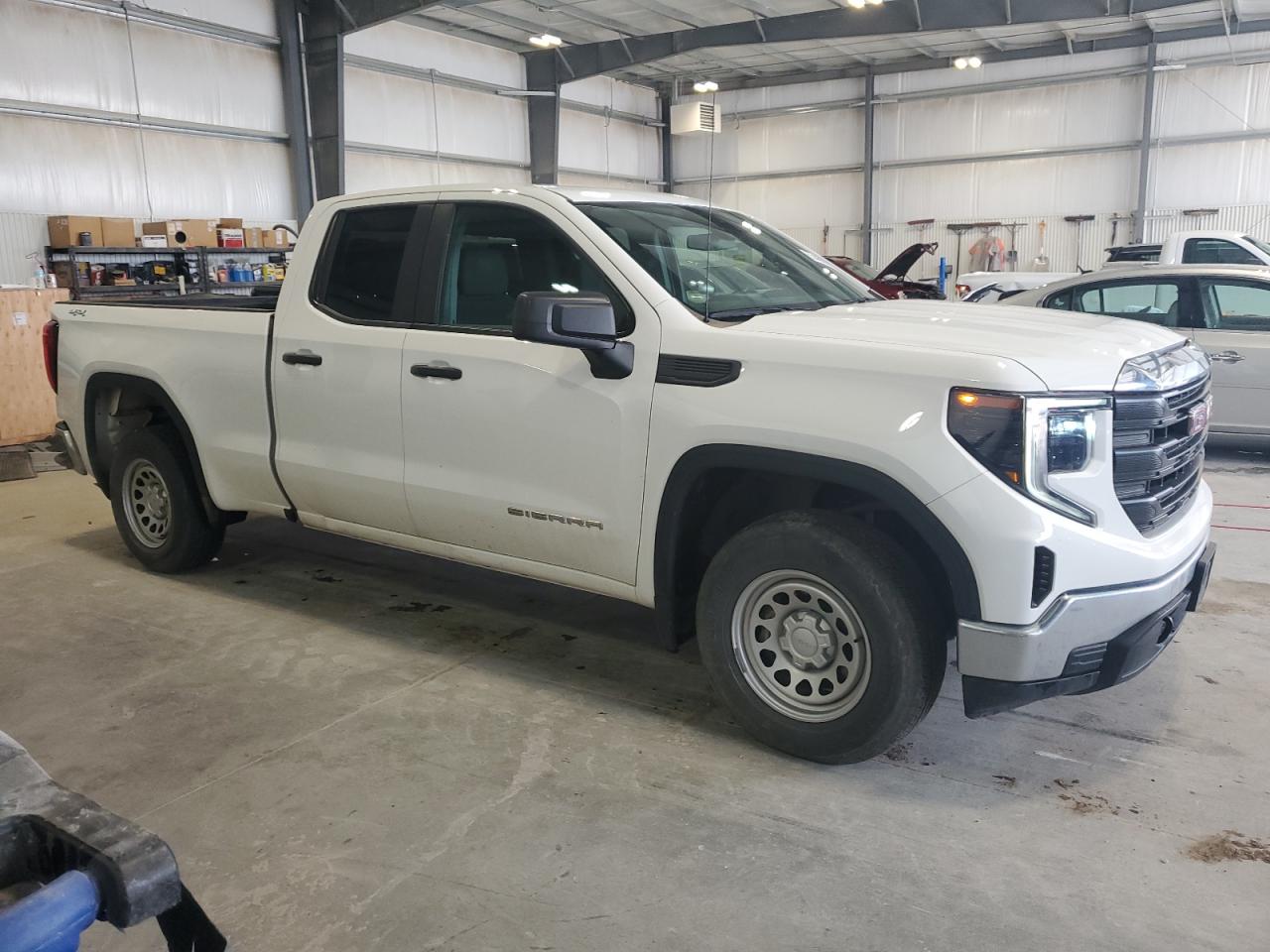 2023 GMC SIERRA