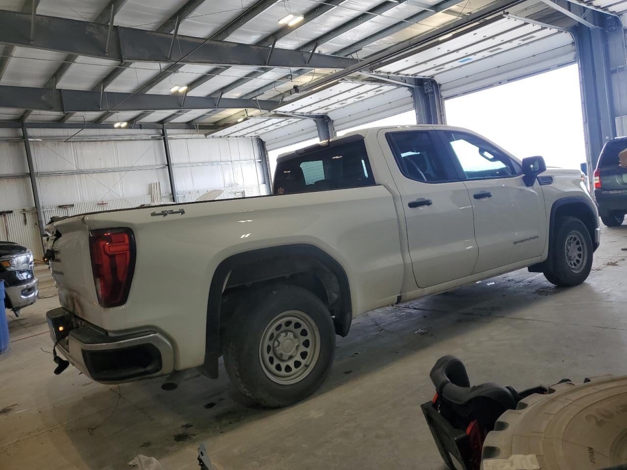 2023 GMC SIERRA