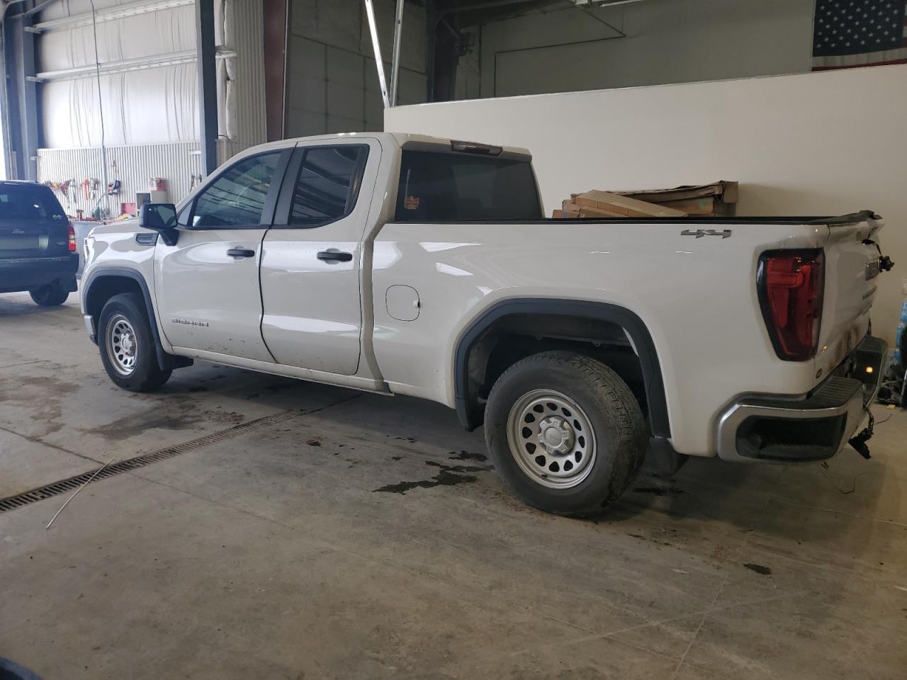 2023 GMC SIERRA